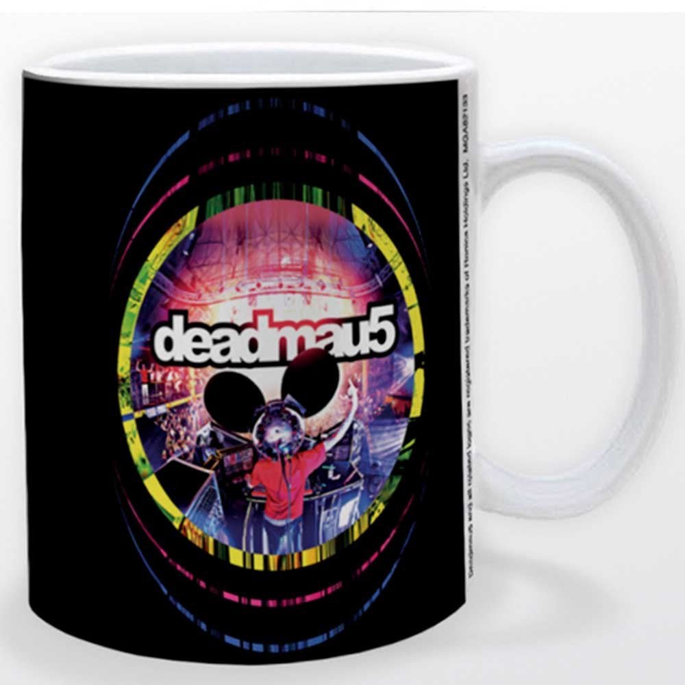 DEADMAU5 - Performing